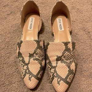 Steve Madden pointed flats